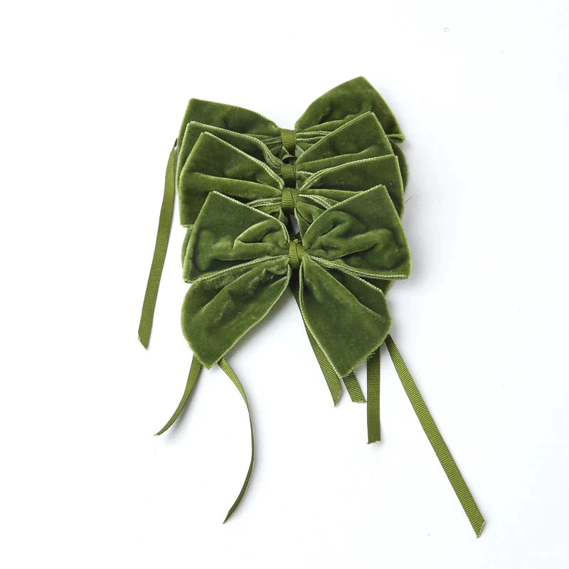 Hire Velvet Green Napkin Bows set of Four