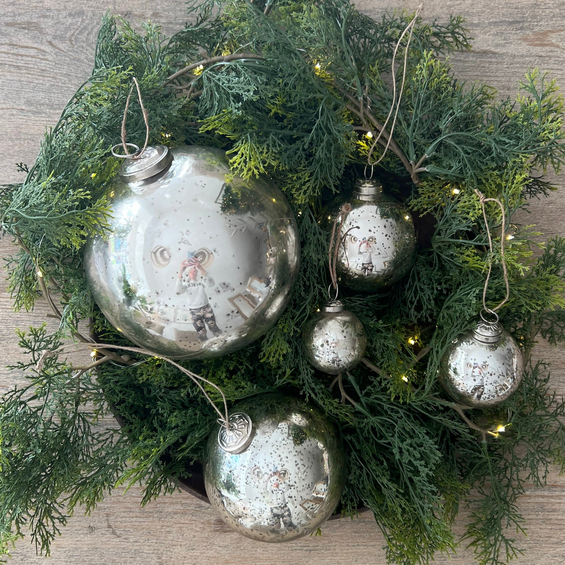 Etched Snowflake Decoration set of five