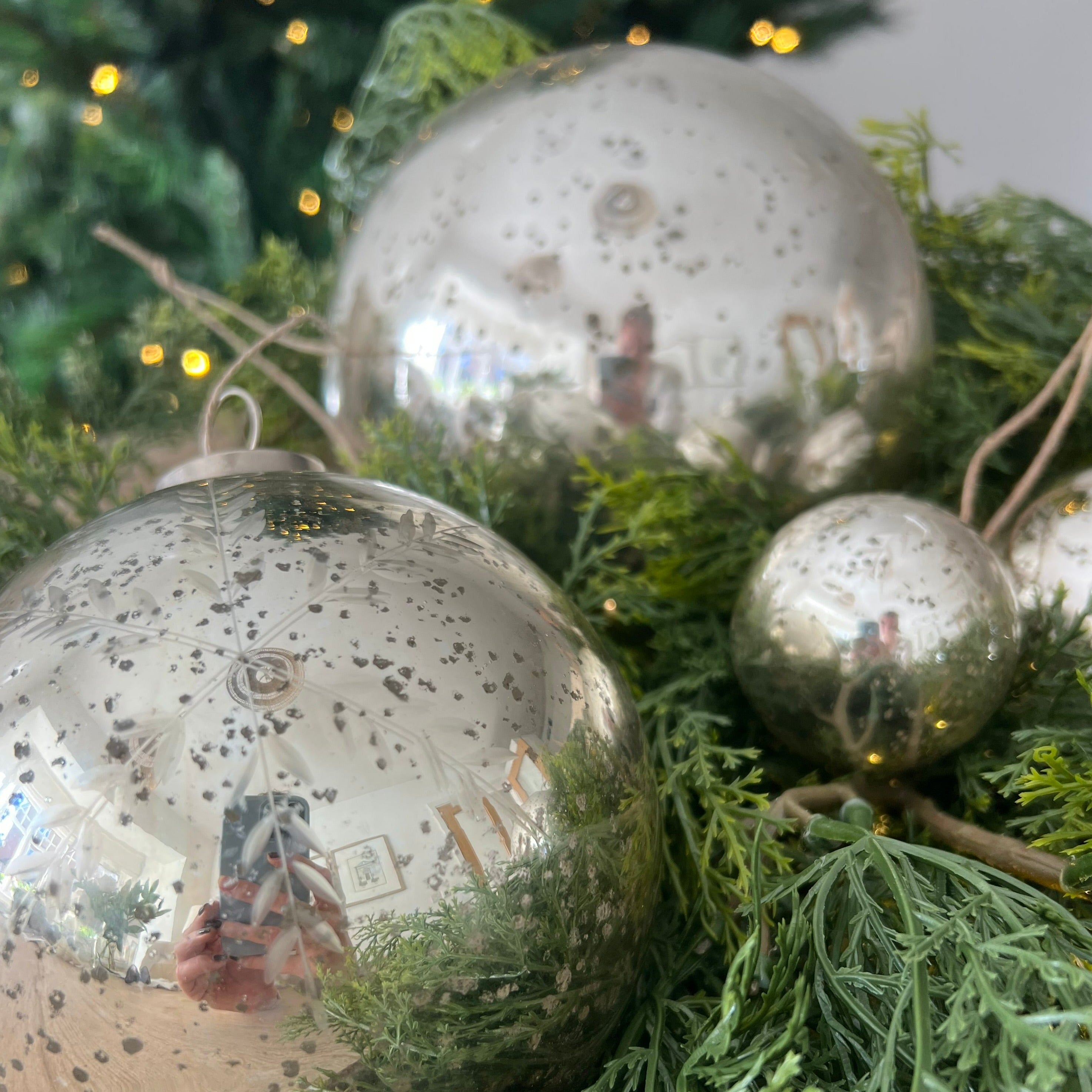 Etched Snowflake Decoration set of five