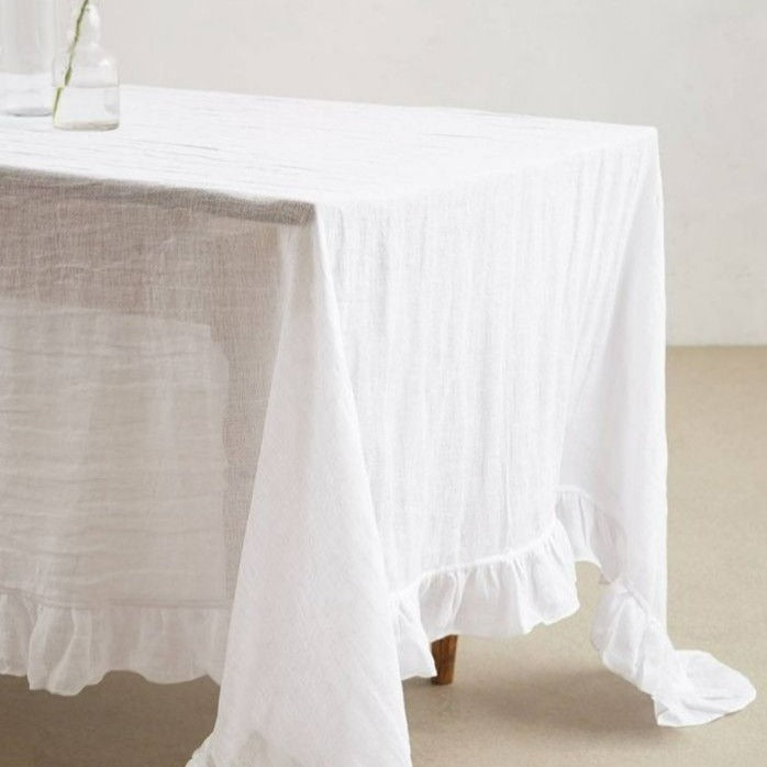 Ruffle edge white tablecloth 240cm